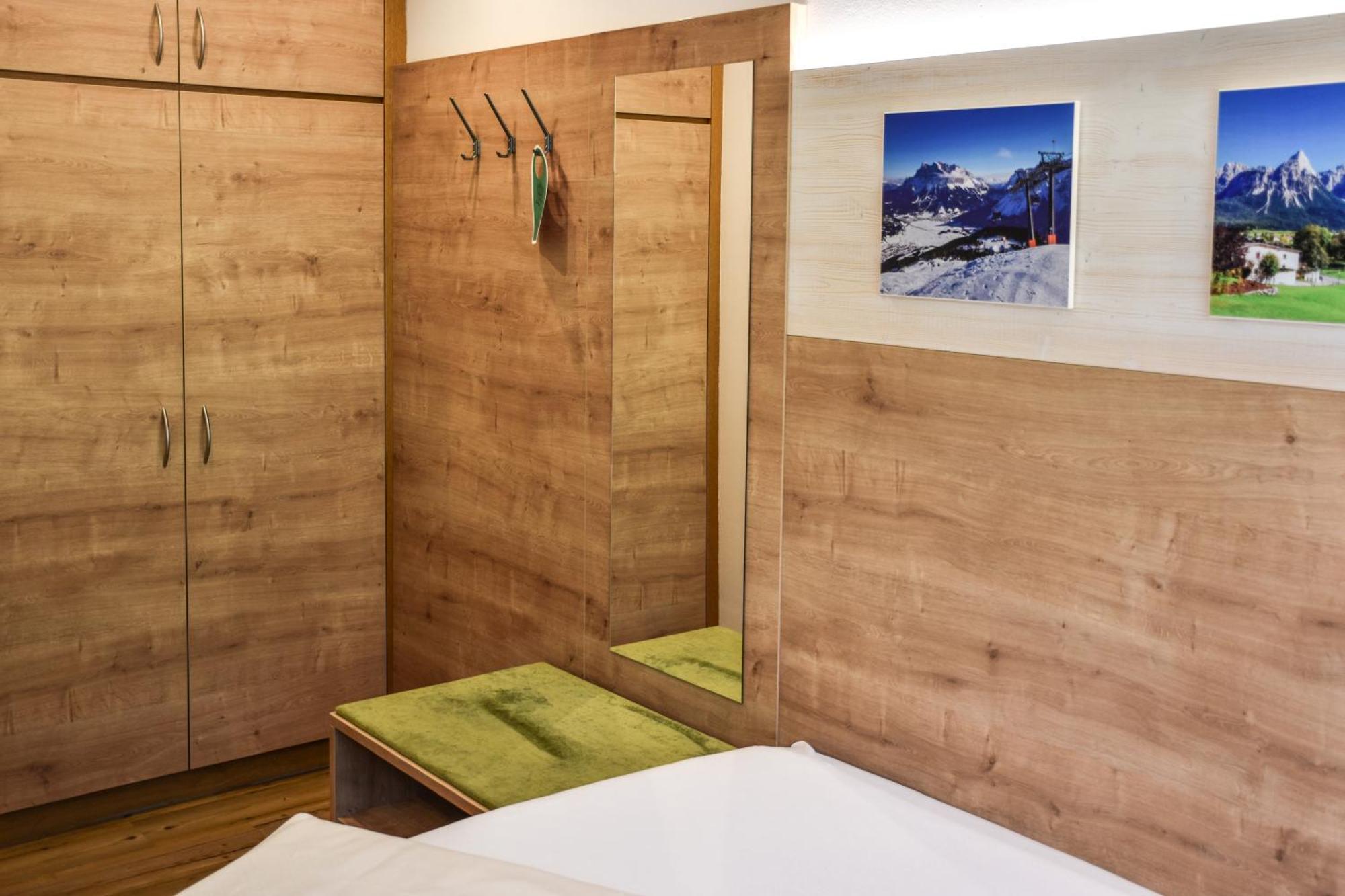 Hotel Laerchenhof Лермос Екстериор снимка
